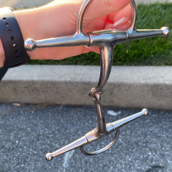 Bits - Picture 2 of 7